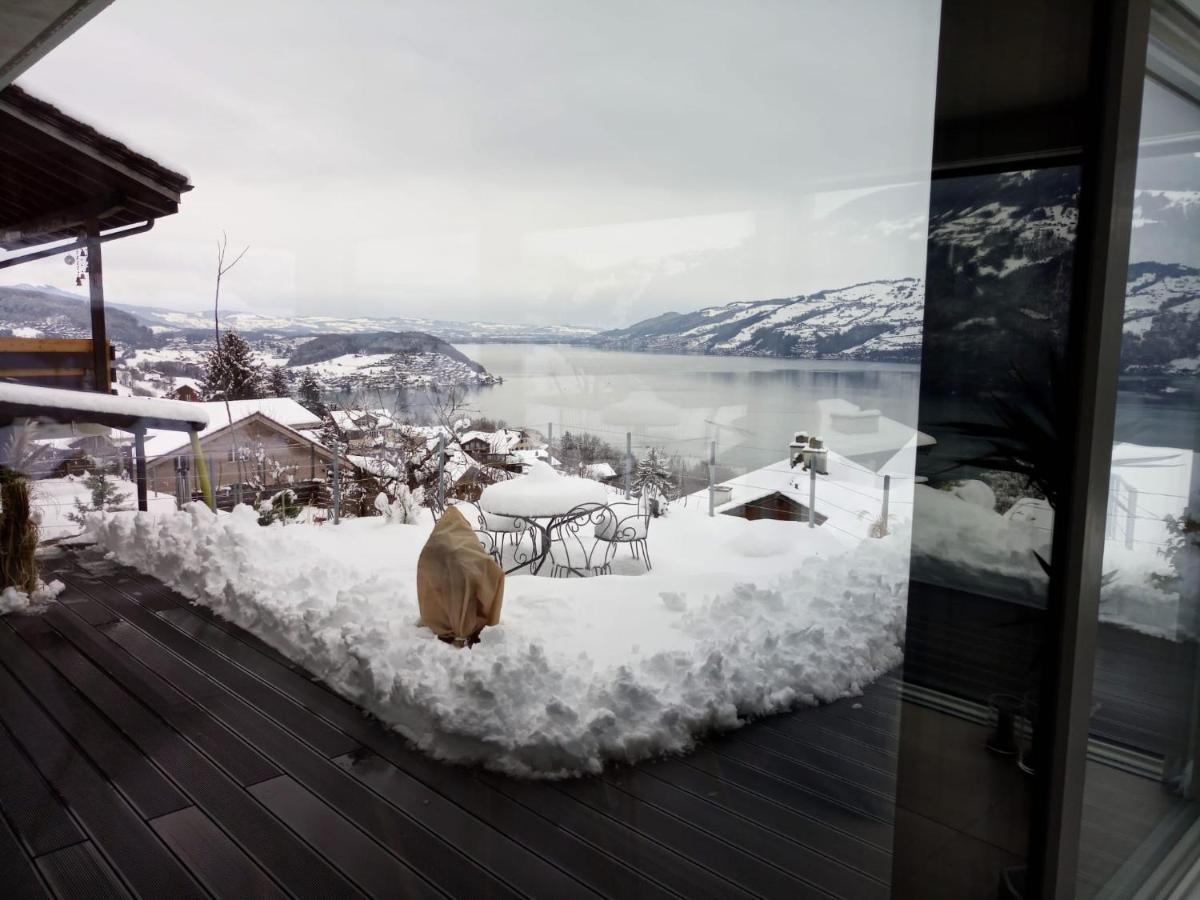 Krattigen Moderne Unterkunft Mit Panoramablick Auf Thunersee מראה חיצוני תמונה